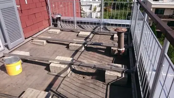Strecha pred a po realizácii